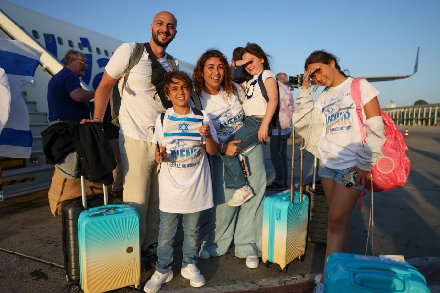 קרוב ל-120 תלמידים עולים חדשים, החלו ללמוד בראשון לציון ובת ים