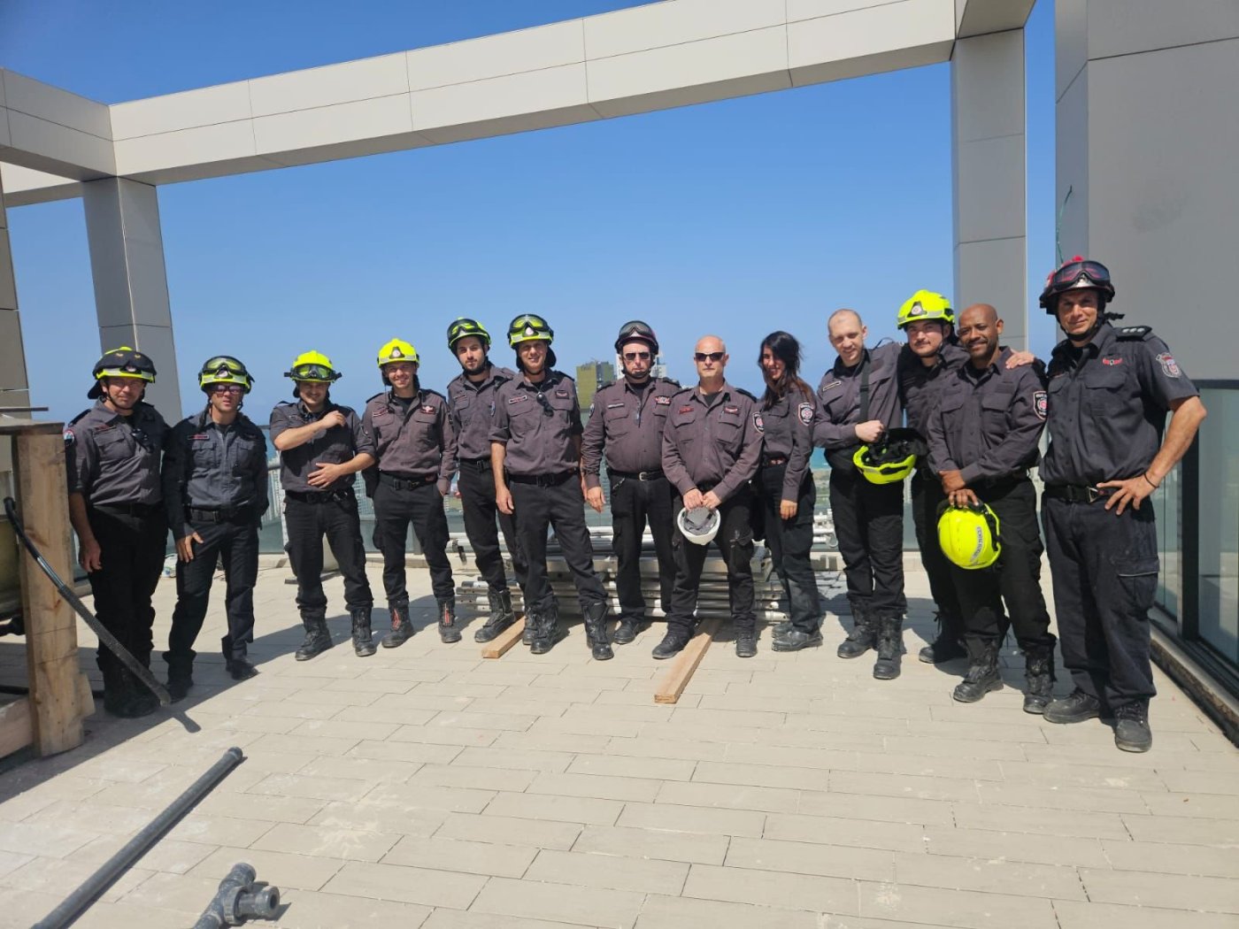 לוחמי האש ערכו סיור מקצועי במתחם השבטים בבת ים