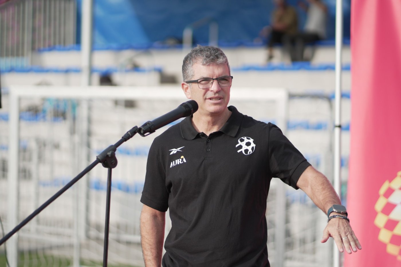 אייל אשכנזי, דוברות החלוץ