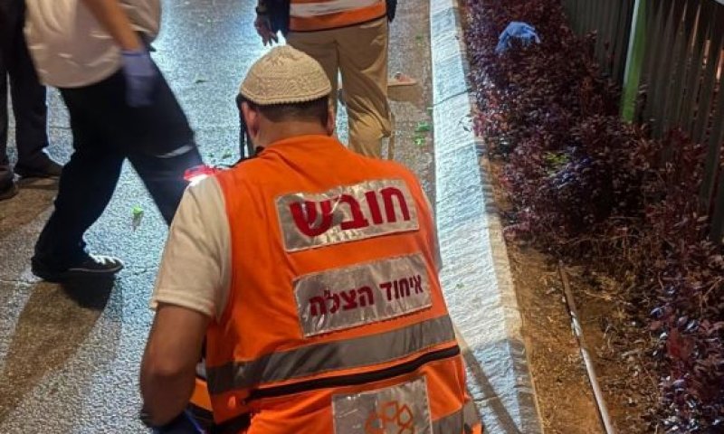 הולכת רגל נפגעה בראשה בתאונת דרכים בראשון לציון