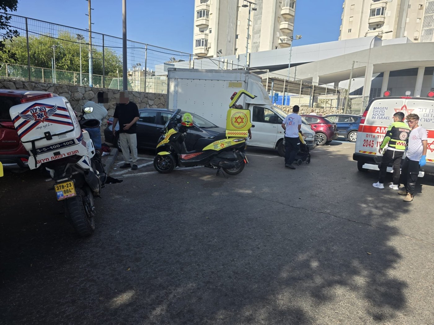 רוכב אופניים נפצע בתאונה עצמית במזרח ראשון לציון