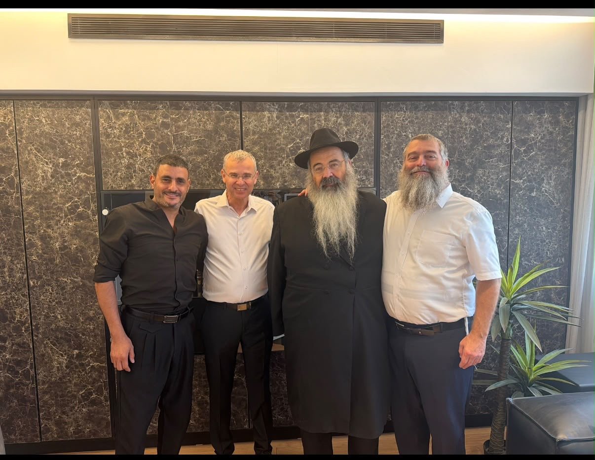 ראש המועצה הדתית ראשון לציון נפגש עם השר יריב לוין: על הפרק - שירותי הדת בעיר