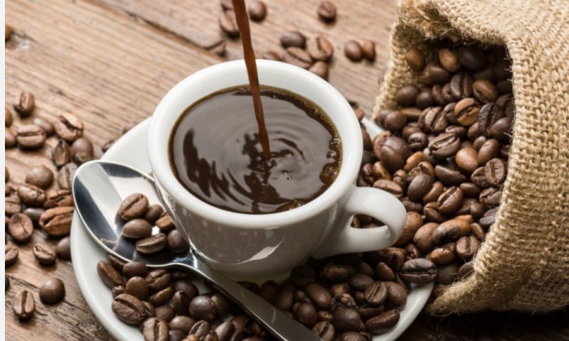 רחובות: כיסא קרס בבית קפה &ndash; אם צעירה נפצעה ותפוצה בעשרות אלפי שקלים