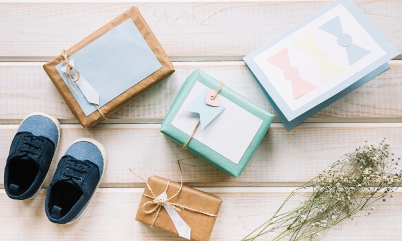 מזל טוב! 5 מתנות ליולדת שבאמת כיף לקבל (ושישדרגו לה את הסטייל)