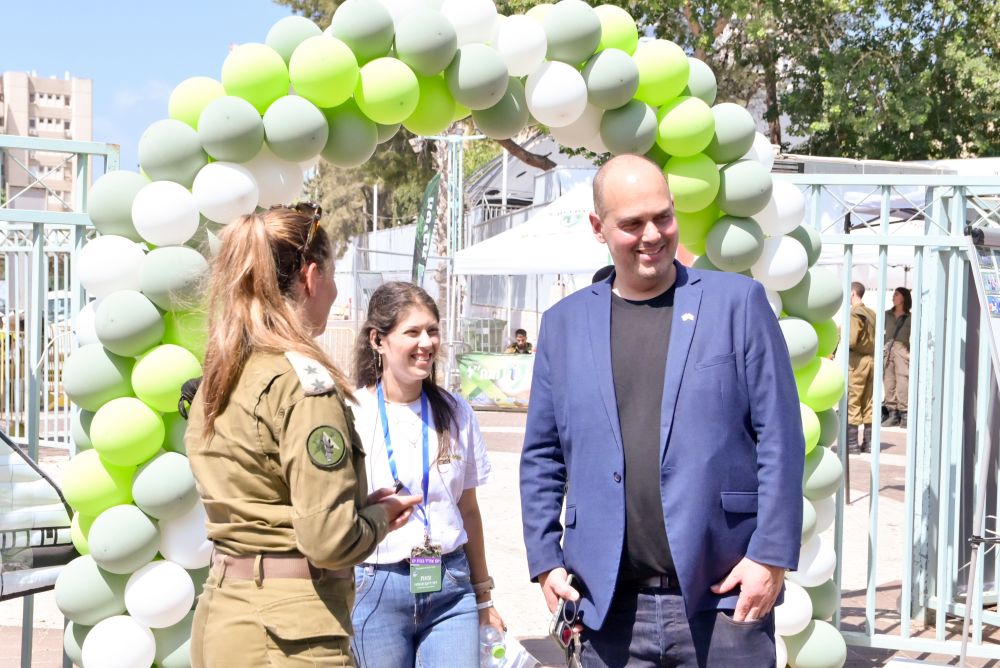ורד מגנטים
