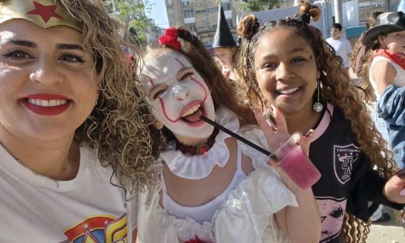 בת ים: הראשונה לחזור לשגרה