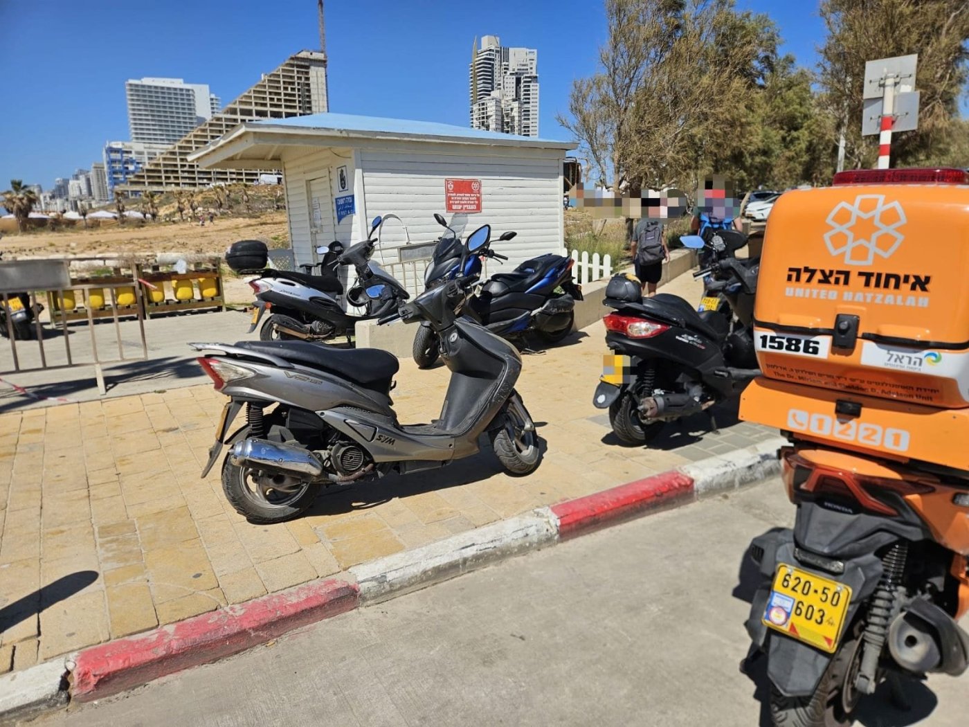 בת 4 נפגעה מאופנוע בבת ים