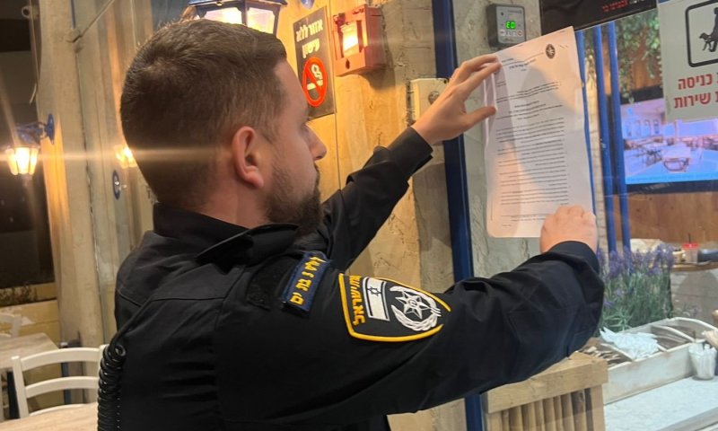 צו סגירה לעסק בטיילת בת ים שהעסיק שוהים בלתי חוקיים