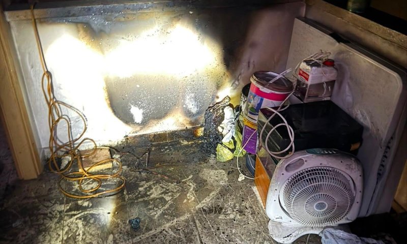 תוך שעות ספורות שתי שריפות בחולון