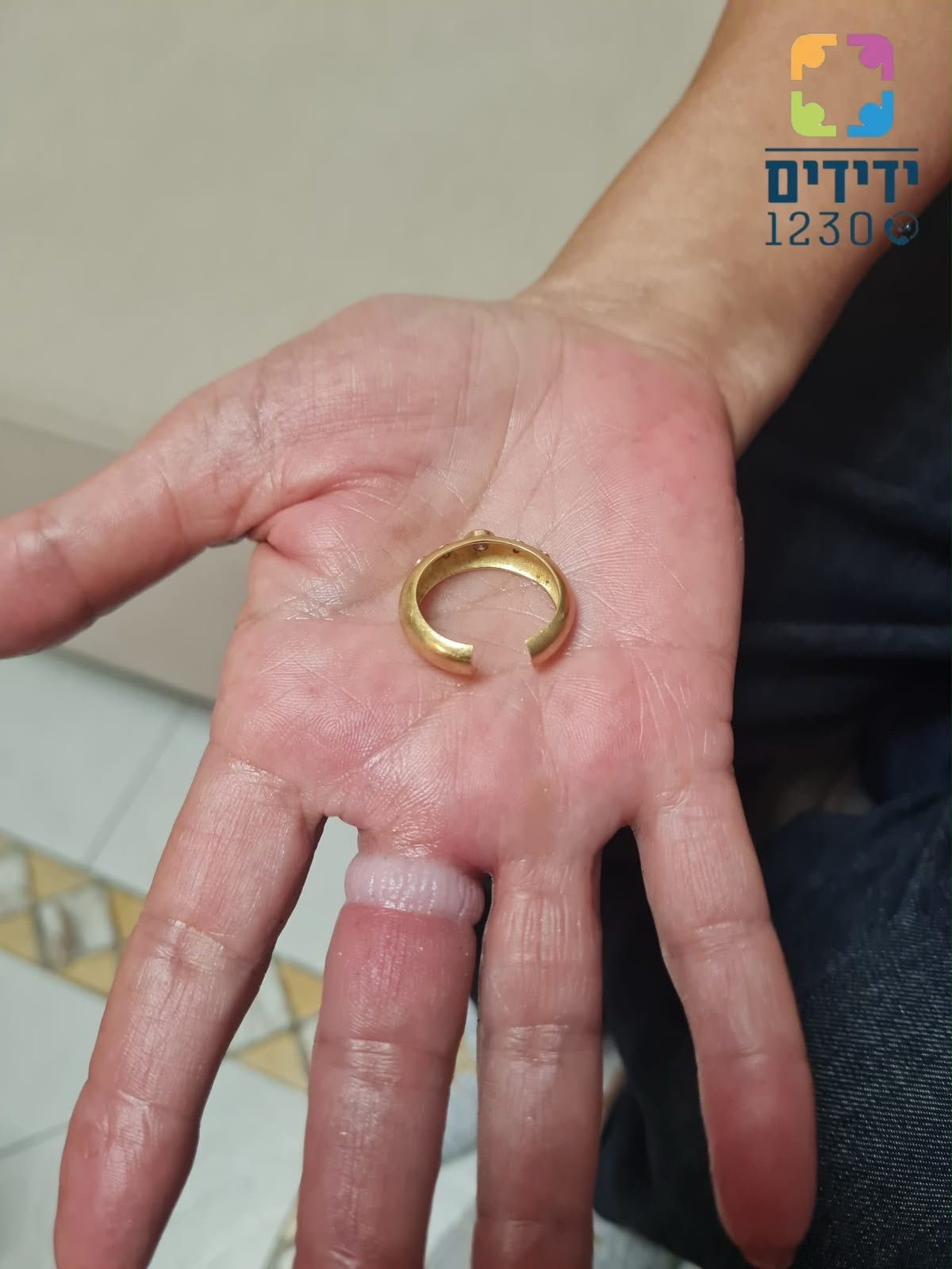 מתנדב ידידים נחלץ לעזרת אישה במצוקה בדירה בראשון לציון