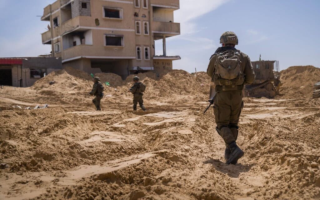 תערוכת עדויות חיילי צה"ל מגיעה לחולון