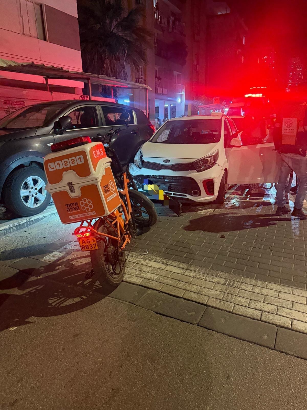 נהגת נפצעה בתאונה עצמית במרכז בת ים