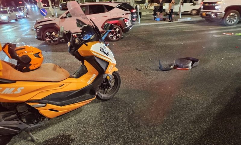 רוכב אופניים נפצע בתאונה בבת ים