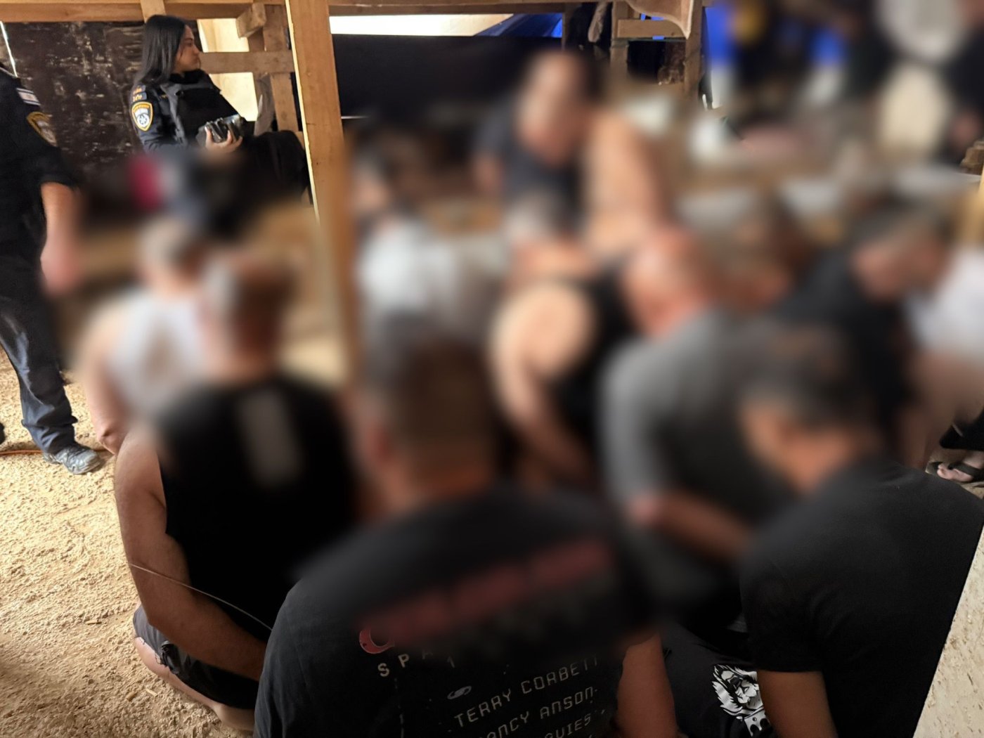 נעצרו 21 שב"חים באתר בנייה בבת ים