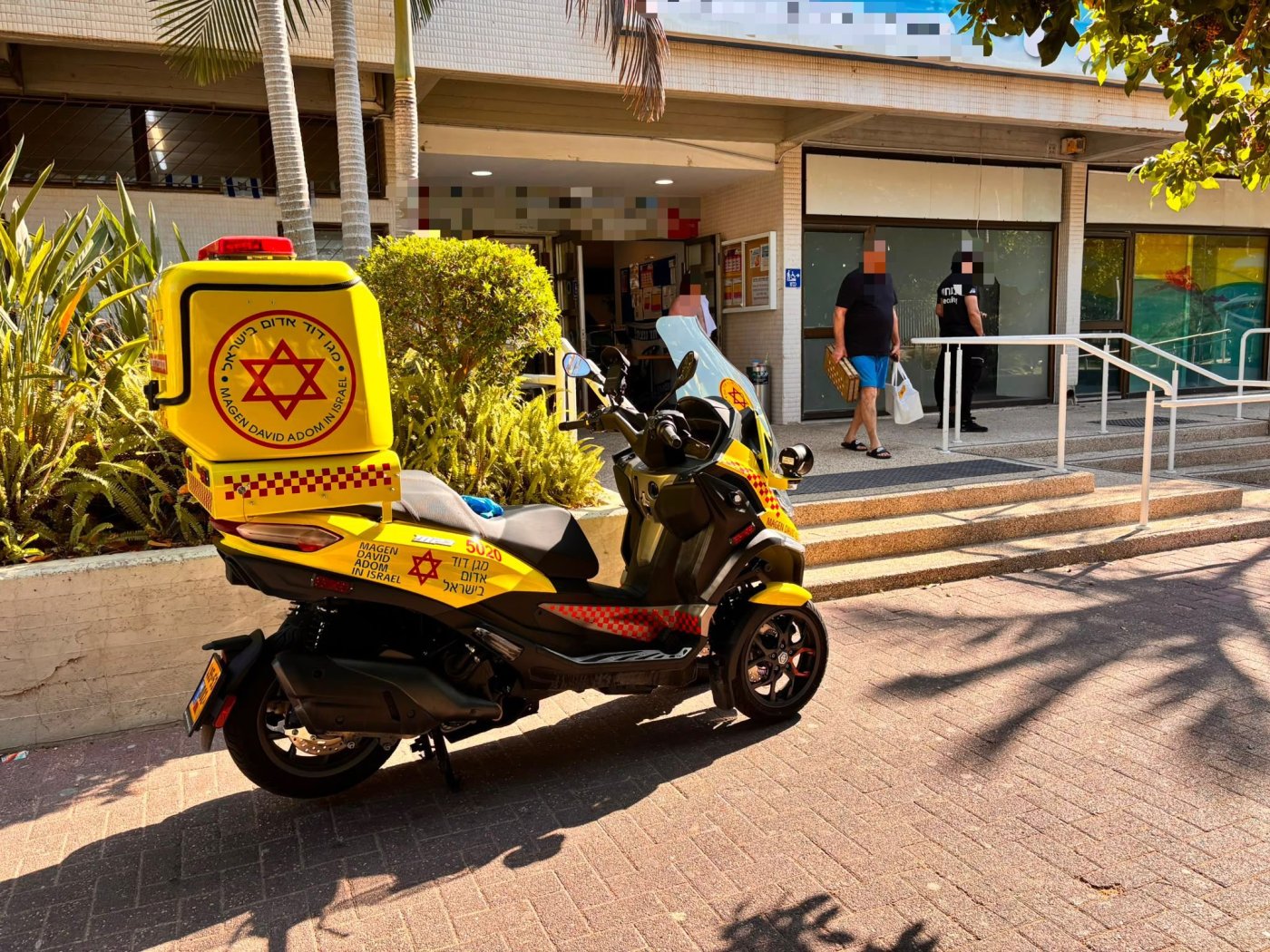 סוף השבוע בחולון: ילד טבע בבריכה ושניים נפצעו בתאונה