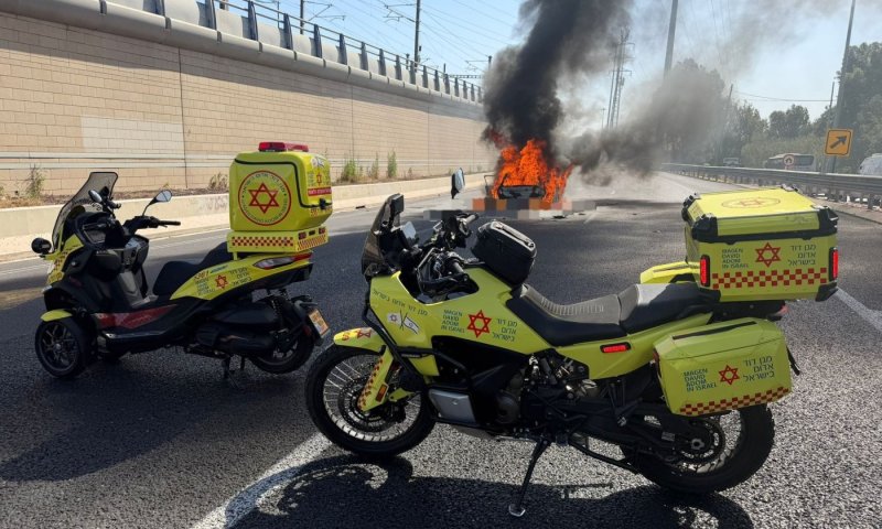 הרוג בפיצוץ רכב בכניסה לחולון