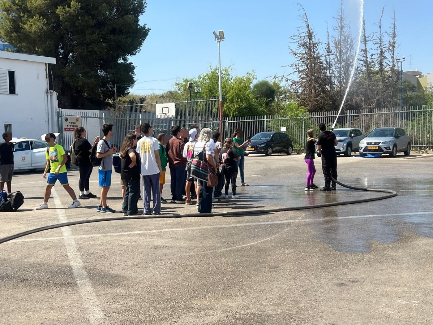 דוברות כבאות והצלה