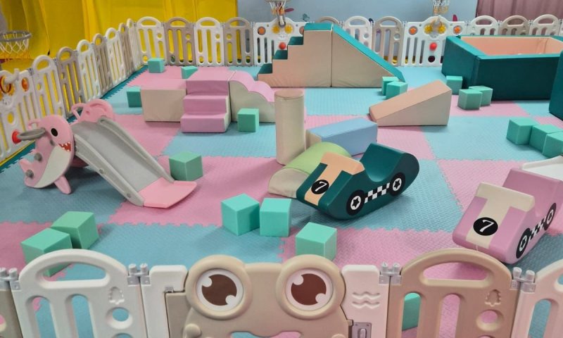 עיריית ראשון לציון פתחה היום את מתחם &lsquo;עיר הילדים הממוגנת׳ במינוס 3 בבניין העירייה.