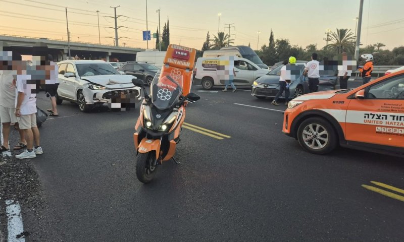 פצועים בתאונה קשה במחלף השבעה