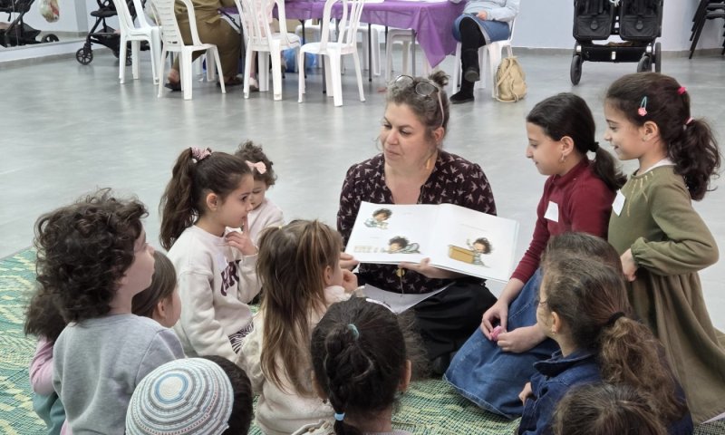 שלל פעילויות במקלטים ובזום לתושבי בת ים