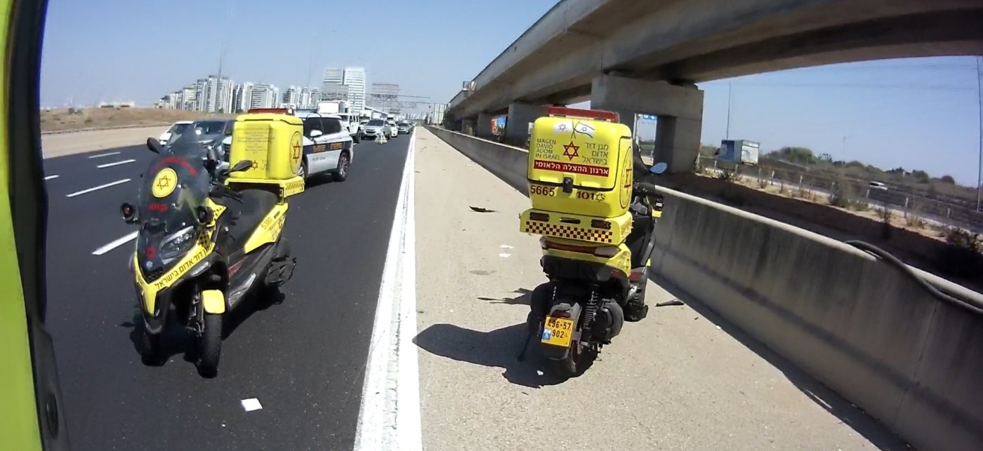 צעיר נפצע בתאונת אופנוע בכניסה לראשון לציון