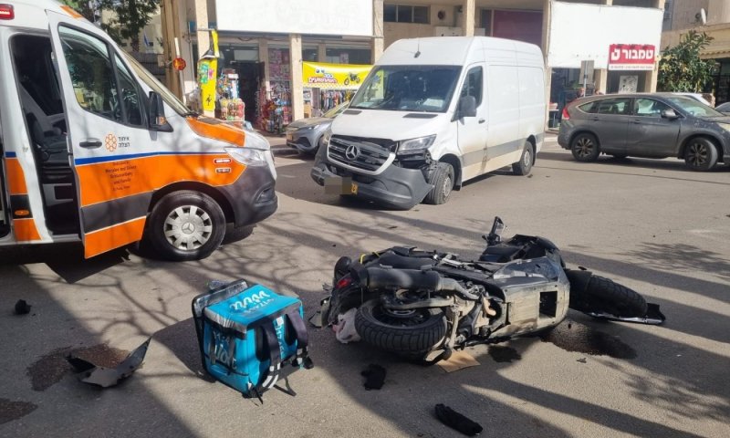 פצוע בתאונת אופנוע קשה במרכז ראשון לציון