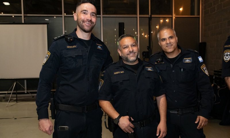 בת ים מצדיעה למתנדבי המשטרה של העיר