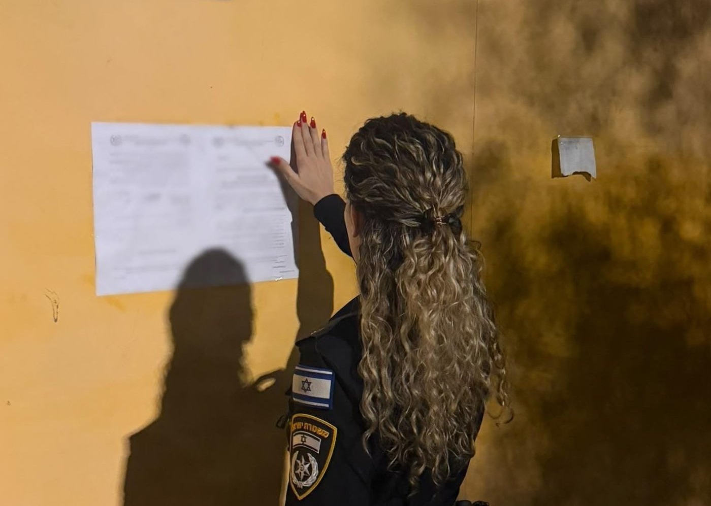 צו סגירה לעסק בחולון בו נתפס שב"ח