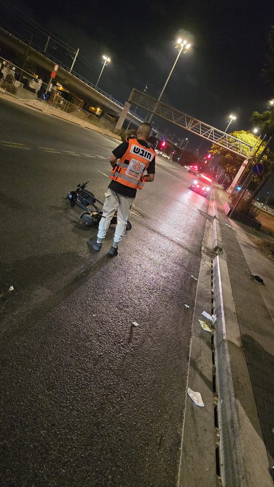 רוכב קורקינט נפגע בתאונה בחולון