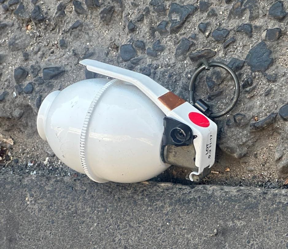 צעיר נעצר במרכז בת ים כשבידו רימון