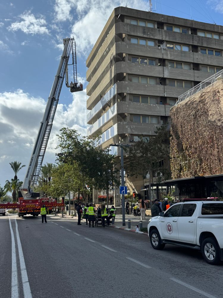 דוברות כבאות והצלה