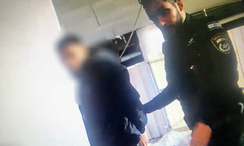 נעצרו בבת ים 3 שב"חים החשודים בפריצה לעסקים