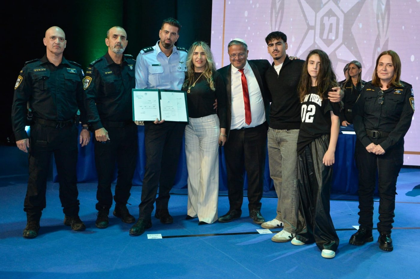 מפקד תחנת משטרת חולון קיבל את דרגתו החדשה