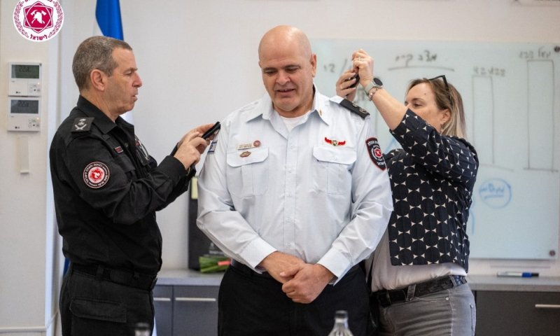 מפקד תחנת חולון קיבל את דרגת טפסר משנה