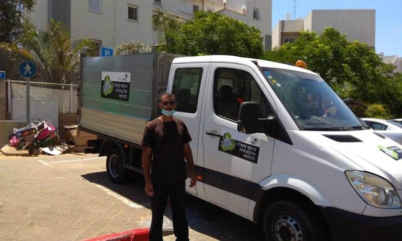 נוספו מרכזי איסוף פסולת אלקטרונית בבת ים